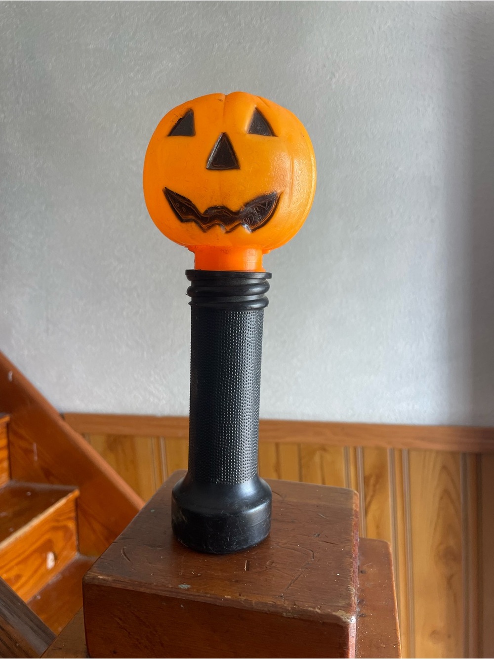 Vintage 60s/70s Blow Mold Flashlight  Pumpkin Jack-o'-Lantern  - Unbranded As-Is